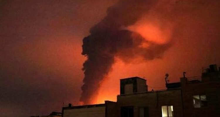 as israel serang depot minyak iran