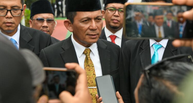 Gubernur Kepri, Ansar Ahmad.