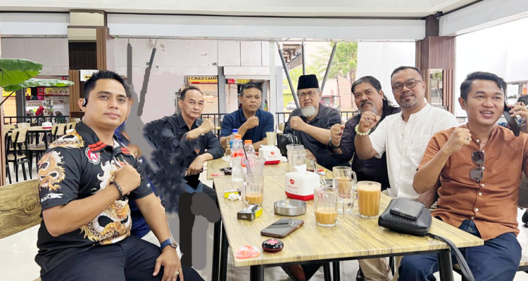 Para tokoh Melayu yang menggagas dan menyelenggarakan Hari Marwah Provinsi Kepulauan Riau ke-26 di Batam pada 15 Mei 2026. Ada pimpinan pemerintah yang melarang diselenggarakan di Batam, namun tokoh Melayu Kepri bersikukuh tetap akan melaksanakan acara itu di Batam.