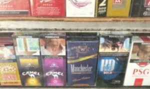 Rokok Manchester masih jadi idola bagi penikmat rokok ilegal di Batam dan sekitarnya.