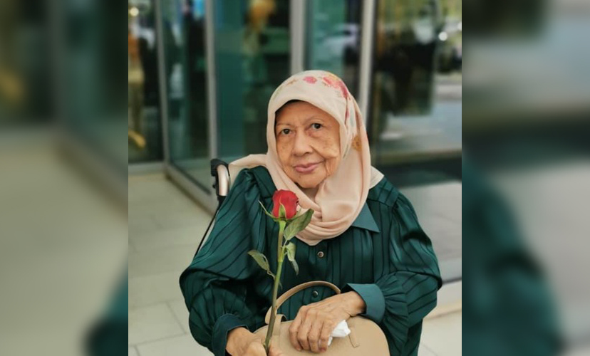 Raja Zubaidah binti Raja Hasan Anip semasa hidup.