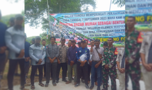 Tokoh masyarakat dan berbagai elemen, antara lain petani, nelayan dan Gapoktan Rempang, adakan pertemuan serta Bazaar Murah mengingat 3 tahun Tragedi Rempang, 7/9/2026.